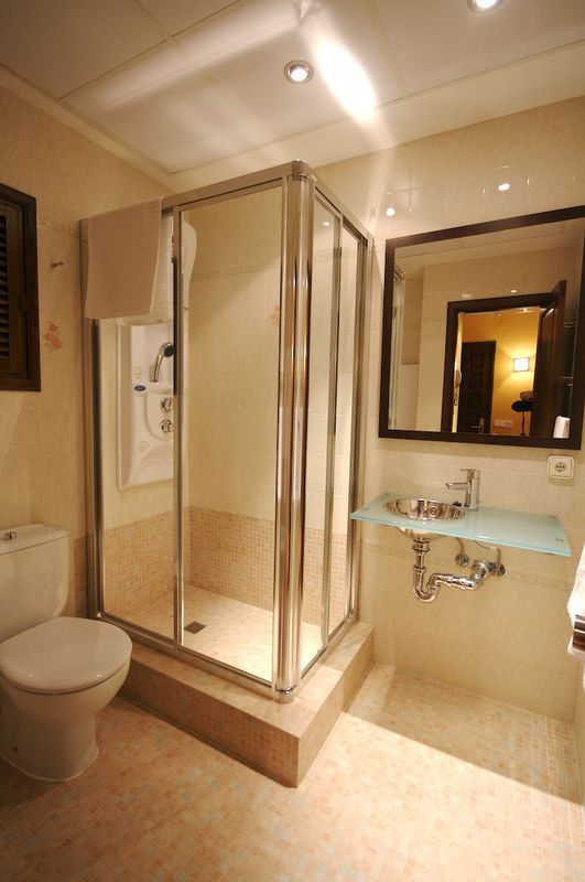 Apartamentos Parot Quality ซานตาเอวเลเรียเดสริว ภายนอก รูปภาพ