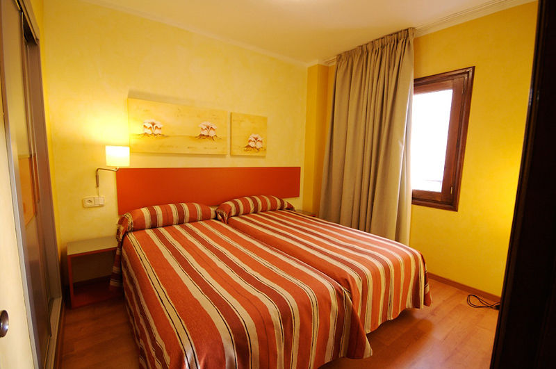 Apartamentos Parot Quality ซานตาเอวเลเรียเดสริว ภายนอก รูปภาพ