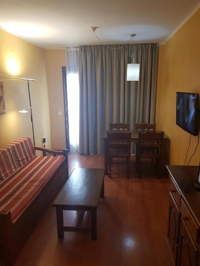 Apartamentos Parot Quality ซานตาเอวเลเรียเดสริว ภายนอก รูปภาพ