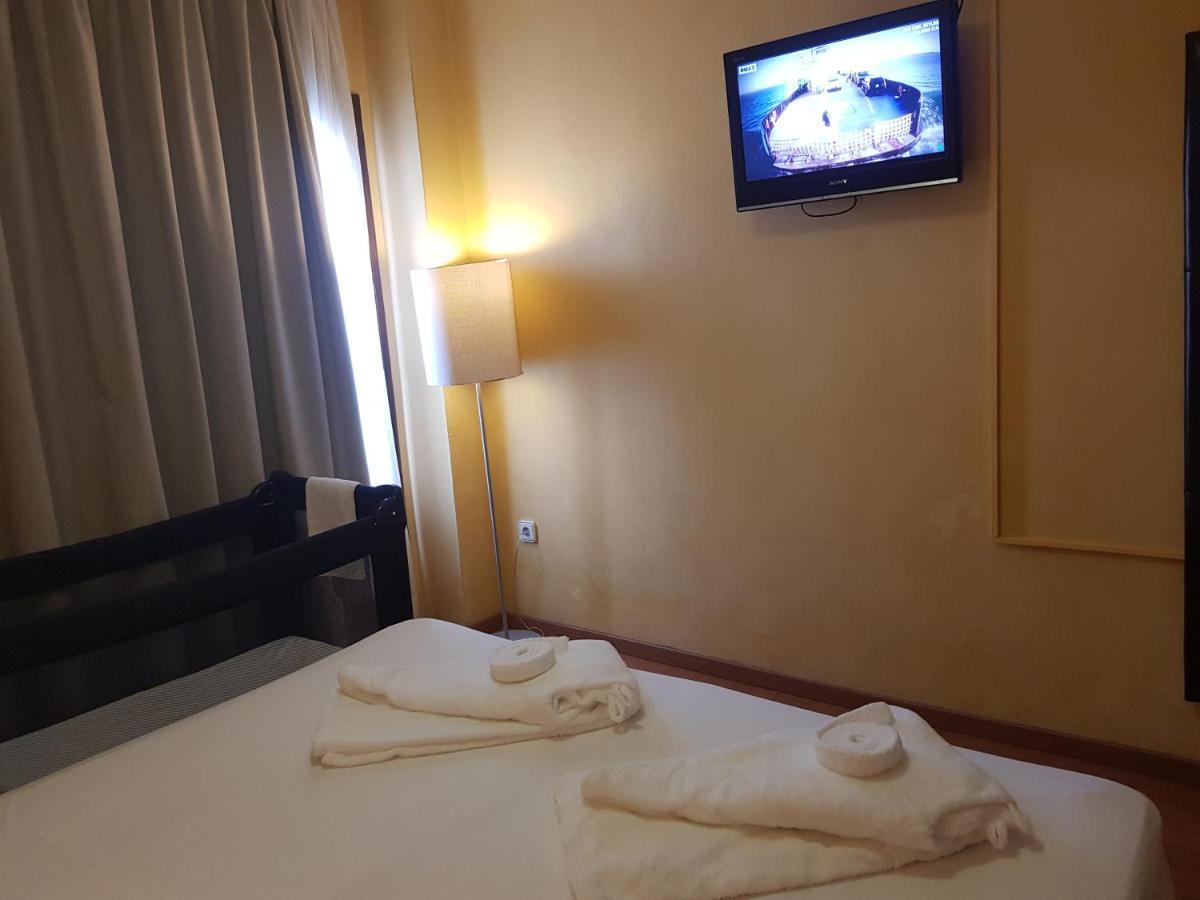 Apartamentos Parot Quality ซานตาเอวเลเรียเดสริว ภายนอก รูปภาพ