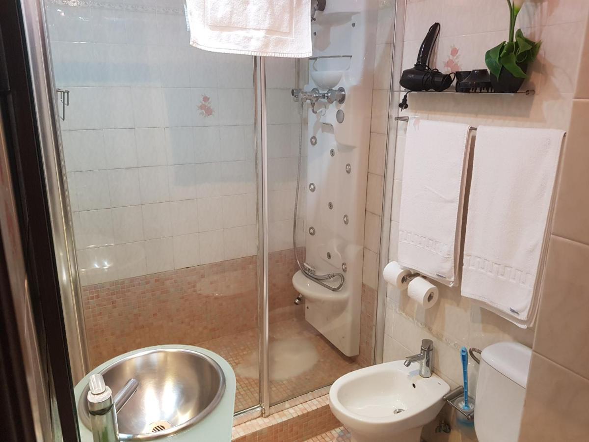 Apartamentos Parot Quality ซานตาเอวเลเรียเดสริว ภายนอก รูปภาพ